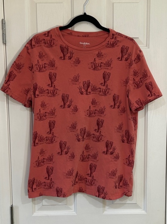 Goodfellow & Co Other - Goodfellow & Co Coral Tee with Dark Cactus Print